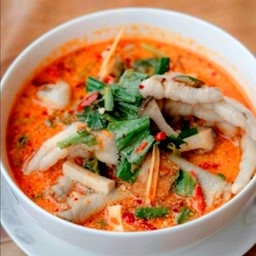 ต้มยำขาไก่นำ้ข้น