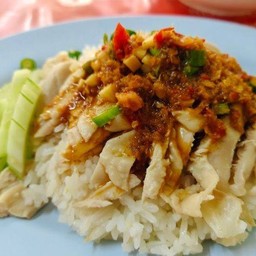 ข้าวมันไก่ต้ม