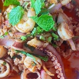 ลาบรวม