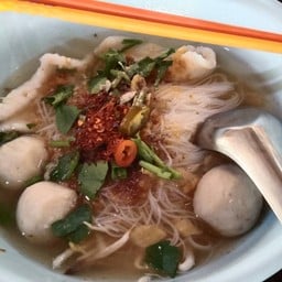 เซี๊ยะก๋วยเตี๋ยวปลา บ้านลาด