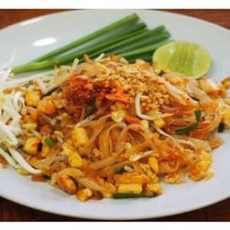 ผัดไทยโบราณ(ใส่ไข่)