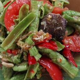 ส้มตำถั่ว