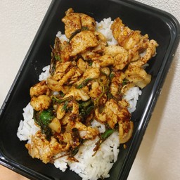 กะเพราพริกแห้งหม่าล่ารสเด็ด