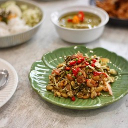 ยำใบชา
