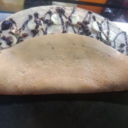 เครปกล้วยหอมลูกเกดลาดช๊อก