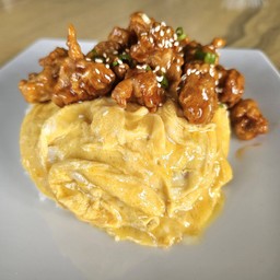 ข้าว ไก่กรอบเกาหลี ไข่ข้น