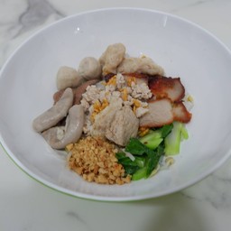 ก๋วยเตี๋ยวแห้งหมู