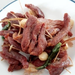 หมูทอด ลุงปลาทูไมค์ทอง