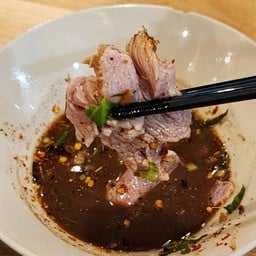 เตี๋ยวเรือเสาวรีย์ สีลมคอมเพล็กซ์ สีลมคอมเพล็กซ์ ชั้น4