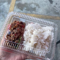 ข้าวกะเพราเนื้อสับ