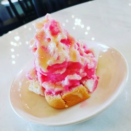 ขนมปังนมเย็น