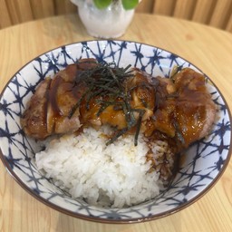 ข้าวหน้าไก่เทอริยากิ