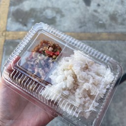 ข้าวกะเพราไก่สับ
