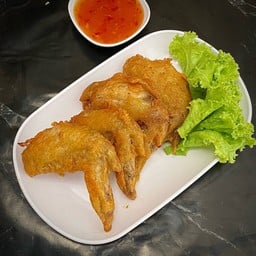 ปีกไก่ทอดน้ำปลา