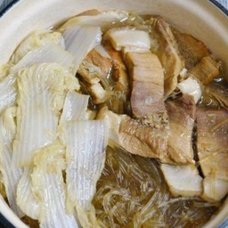 猪肉粉条大白菜 ซุปเส้นมันเทศ