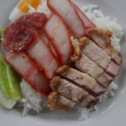 ข้าวหมูแดง&หมูกรอบ