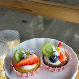 Baby Greek Yogurt Tart - เบบี้ กรีกโยเกิร์ตทาร์ต