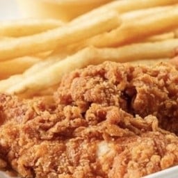 เคบับไก่ทอดคลุกคอนเฟลค+เฟรนฟราย (โรล)