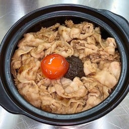 ข้าวอบหมูสไลด์ทรัฟเฟิล + ไข่ดอง