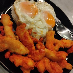 ข้าวไก่ชุบแป้งทอด