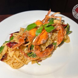 สปาเกตตี้ปูนิ่มผัดพริกแห้ง 🍝🦀🌶️