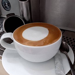 คาปูชิโน่ร้อน