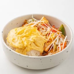 ข้าวไก่ทงคัตสึซอสไข่เค็มไชยา+ไข่ข้น