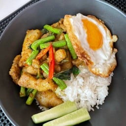 พี่ศรีตี๋ใหญ่ ชาใต้ อาหารใต้