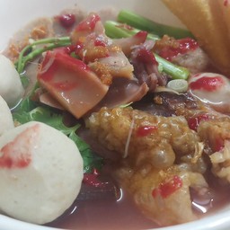 ก๋วนเตี๋ยวเย็นตาโฟ