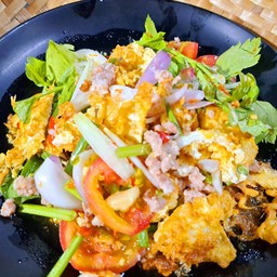 ยำไข่เจียวหมูสับ