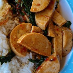 ข้าวกระเพราหมูยอ