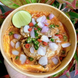 ข้าวยำปลากระป๋องไข่ข้น
