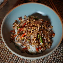 ข้าวคอหมูคั่วพริกเกลือ
