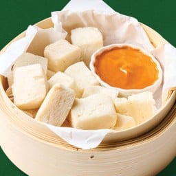 ขนมปังนึ่ง สังขยาชาไทย