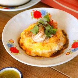 ข้าวไข่ข้นกุ้ง ราดซอสสามเกลอ Shrimp egg chiffon