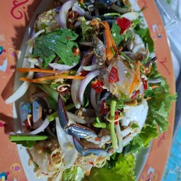 ยำปูดอง