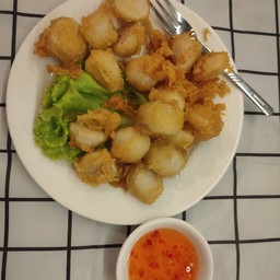 ลูกชิ้นปลาทอด