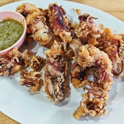 หมึกไข่แดดเดียวทอด