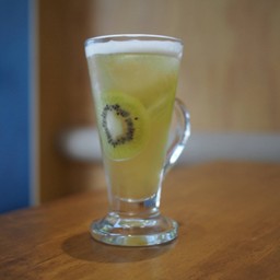 green tea kiwi