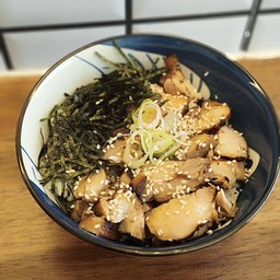 ข้าวหน้าหมูชาชู