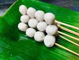 ลูกชิ้นปลาทอด