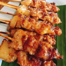 หมูปิ่งโบราณ 10 ไม้ แถม 1 ไม้ รวม 11 ไม้