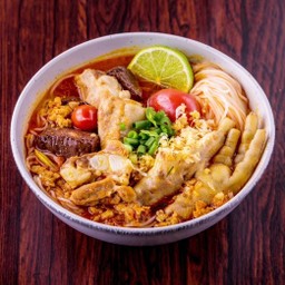 ขนมจีนน้ำเงี้ยว