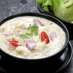 Crab Meat (With a Set Of Vegetables)