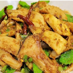 Mixed Mushroom Waterfall Salad