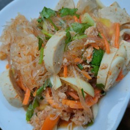 ยำหมูยอ