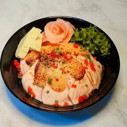 ข้าวหน้าปลาแซลมอนราดซอสมิโสะเผา+ซุปมิโซะ