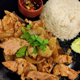 ข้าวผัดพริกไทย