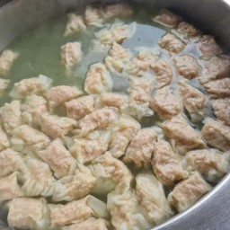 เกี๊ยวลวก ใหญ่ 14 ตัว