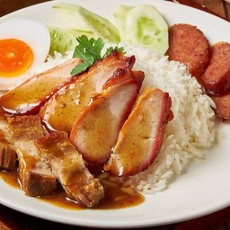 ข้าวหมูแดงหมูกรอบ